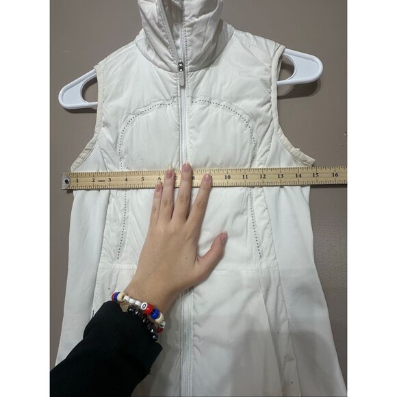 Lululemon Run For Cold White Vest Women's Size 2US - Picture 6 of 13